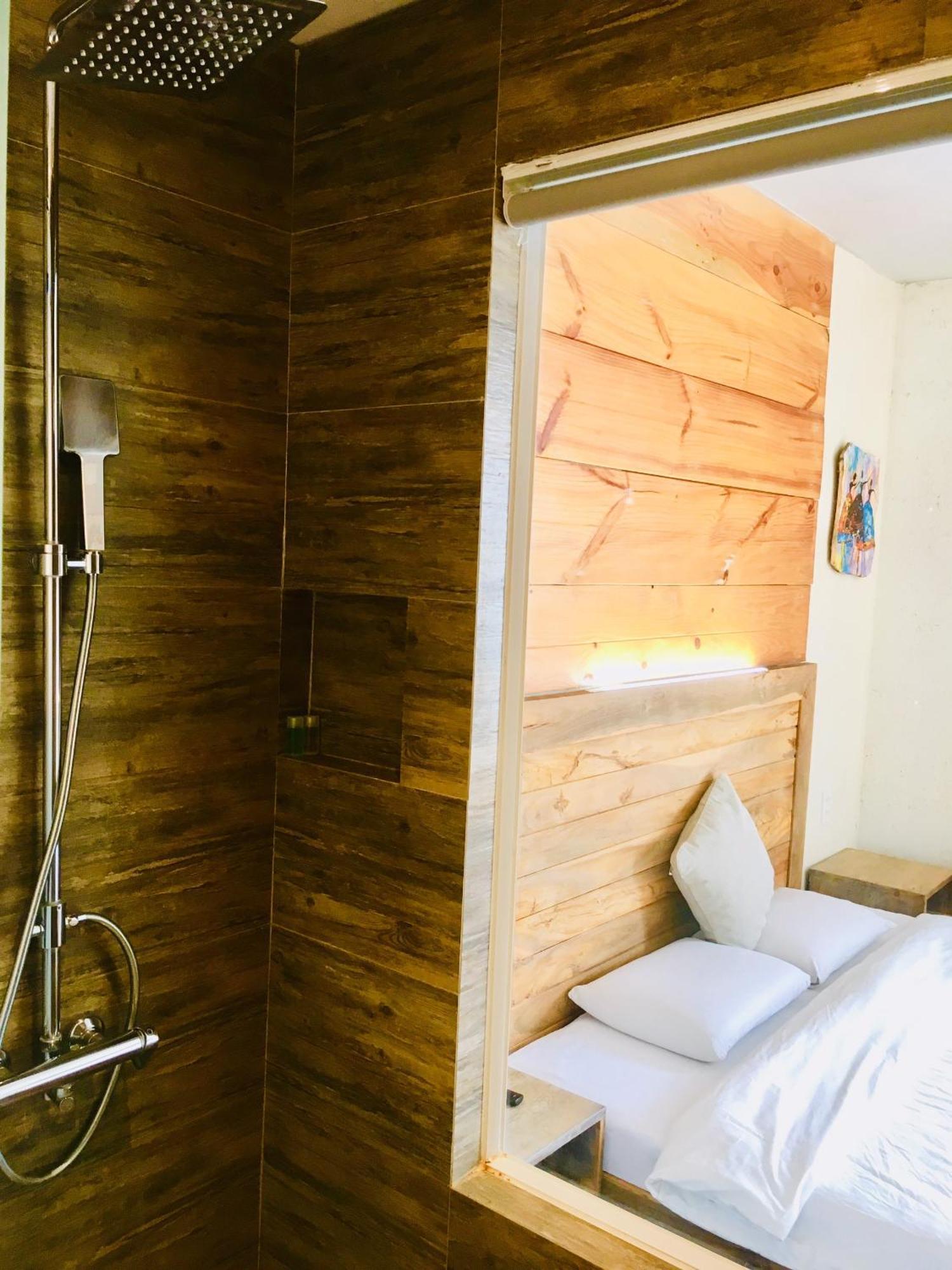 Rustic Hotel Quy Nhon Powered By Aston Екстериор снимка